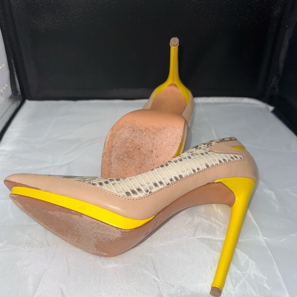 L.A.M.B - Picture 2 of 6